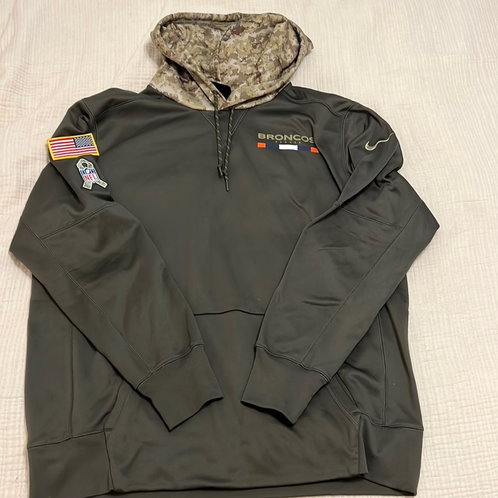 Denver Broncos Salute to Service Nike Hoodie-Size XL